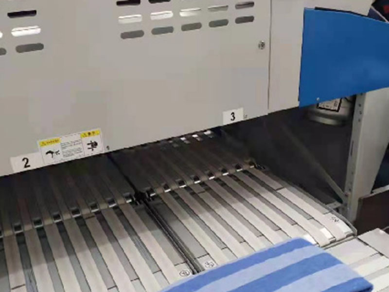 同安巾类折叠机-01